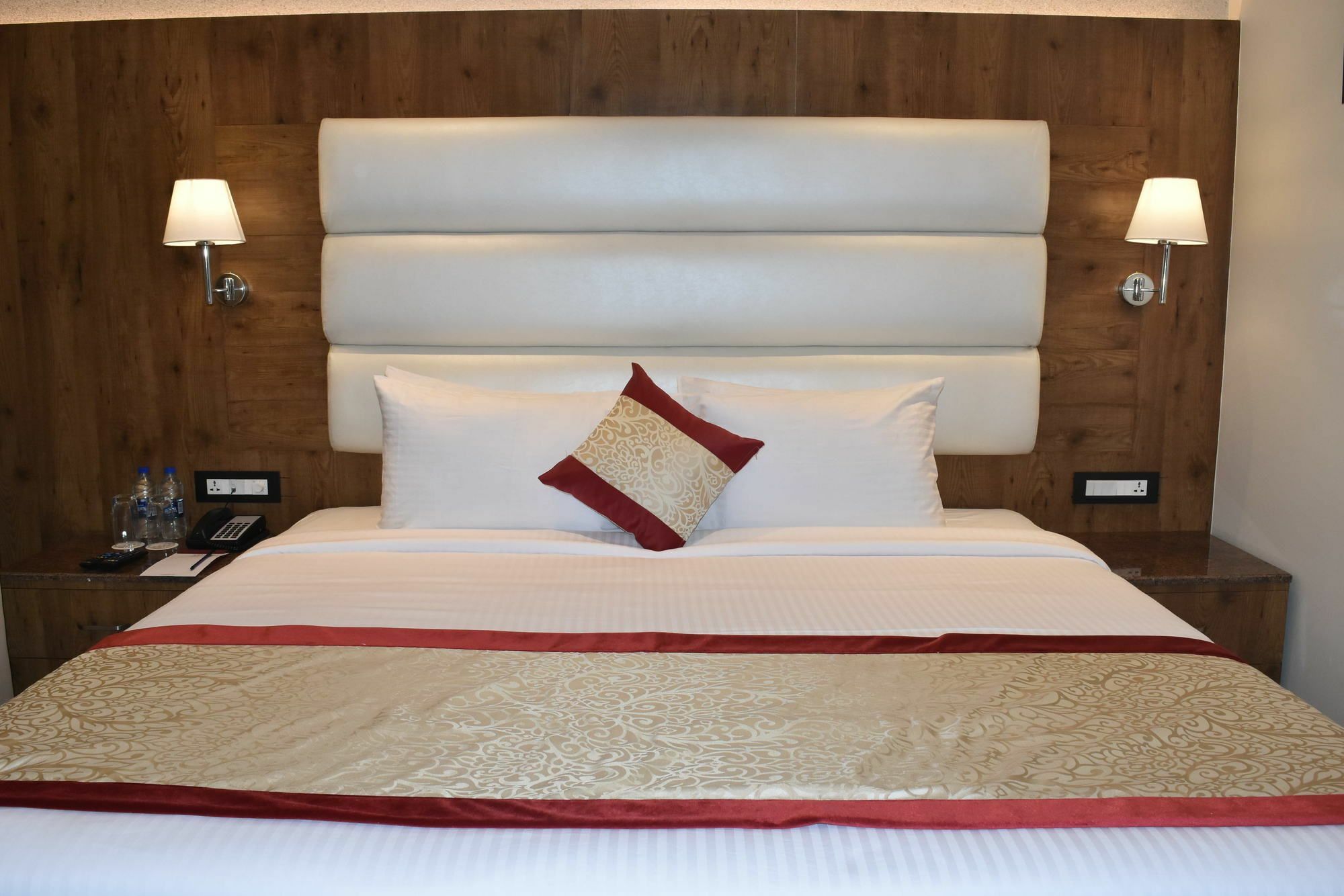 Ss Lumina Hotel Bangalore Ngoại thất bức ảnh