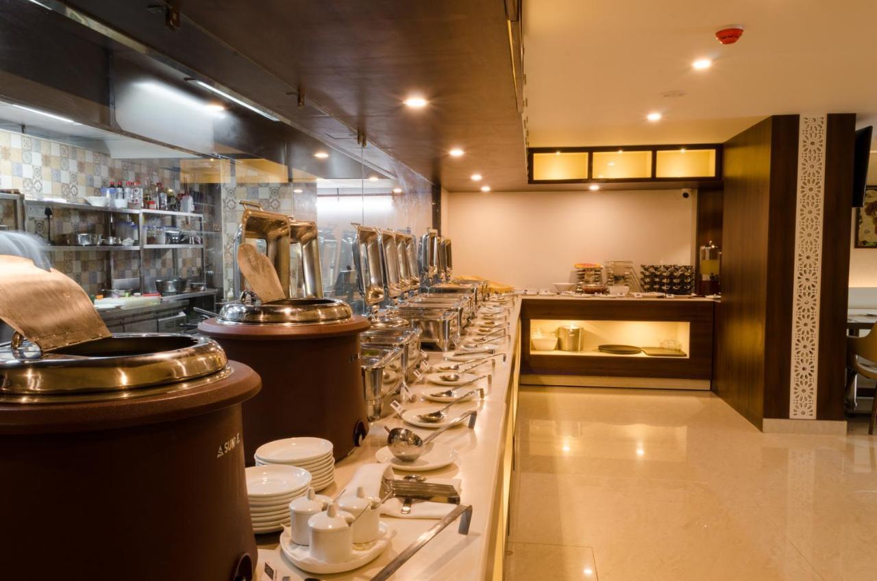 Ss Lumina Hotel Bangalore Ngoại thất bức ảnh